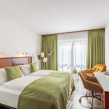 Mercure Hotel 3*
